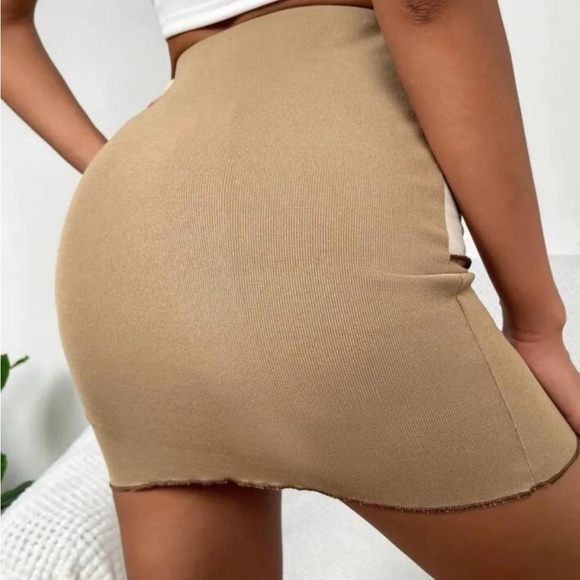 Color Block Patchwork Mini Skirt - Picture 2 of 2